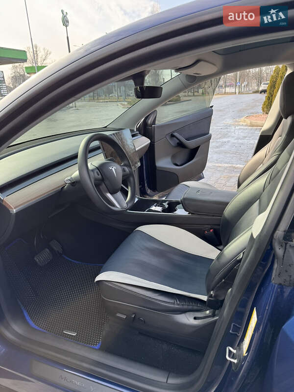 Позашляховик / Кросовер Tesla Model Y 2020 в Кременчуці фото 7 Позашляховик / Кросовер Tesla Model Y 2020 в Кременчуці