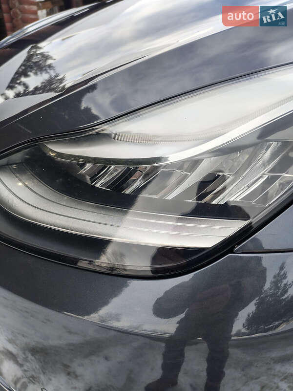 Позашляховик / Кросовер Tesla Model Y 2020 в Львові