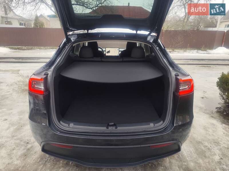 Позашляховик / Кросовер Tesla Model Y 2024 в Черкасах фото 3 Позашляховик / Кросовер Tesla Model Y 2024 в Черкасах