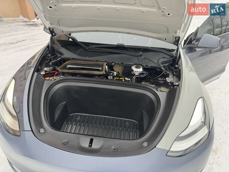 Позашляховик / Кросовер Tesla Model Y 2020 в Луцьку фото 41 Позашляховик / Кросовер Tesla Model Y 2020 в Луцьку