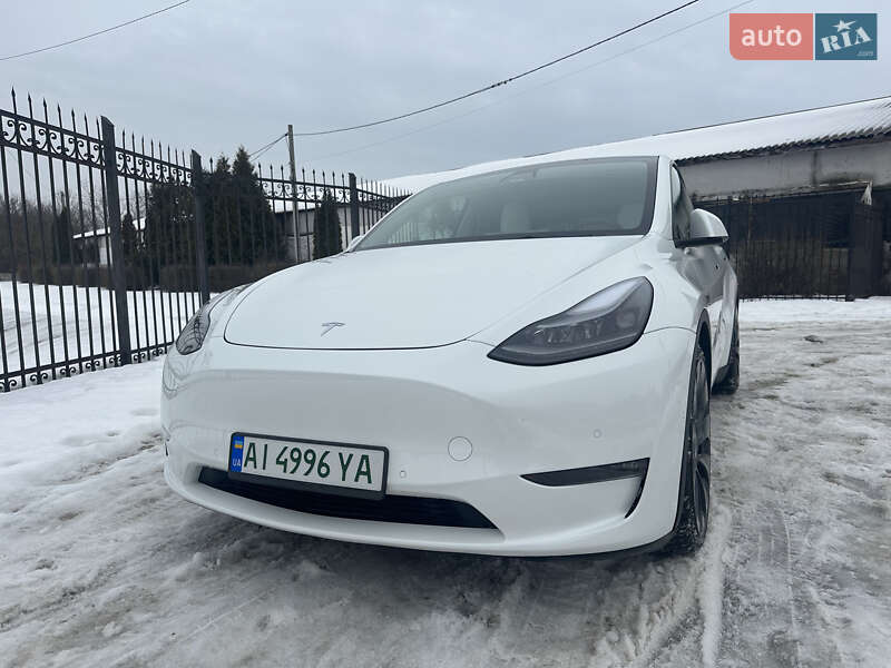 Позашляховик / Кросовер Tesla Model Y 2021 в Ірпені