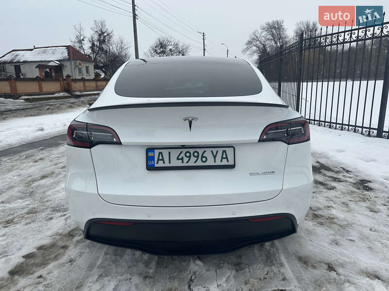 Позашляховик / Кросовер Tesla Model Y 2021 в Ірпені