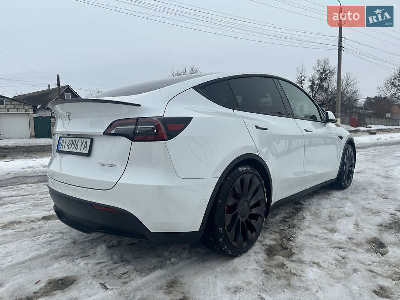 Позашляховик / Кросовер Tesla Model Y 2021 в Ірпені