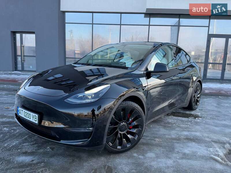 Позашляховик / Кросовер Tesla Model Y 2023 в Івано-Франківську фото 15 Позашляховик / Кросовер Tesla Model Y 2023 в Івано-Франківську