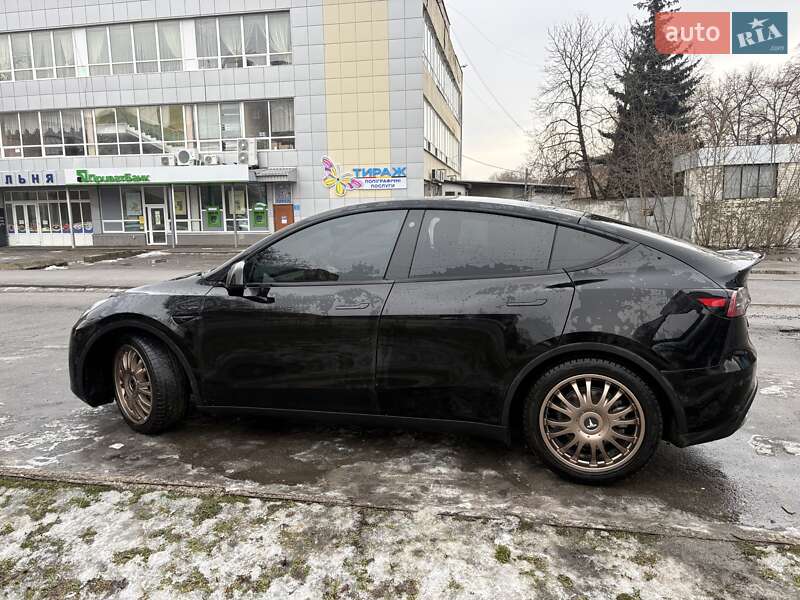 Позашляховик / Кросовер Tesla Model Y 2021 в Полтаві