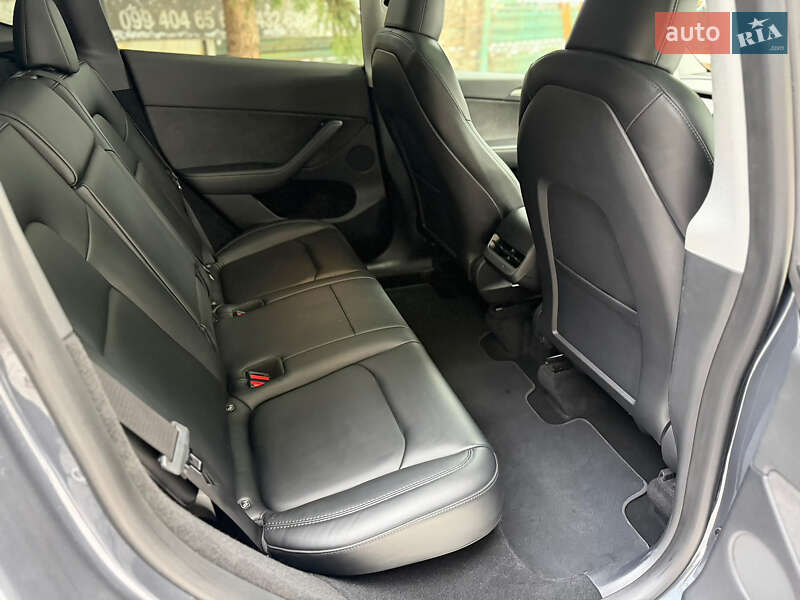 Внедорожник / Кроссовер Tesla Model Y 2023 в Виннице