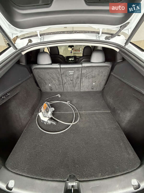 Внедорожник / Кроссовер Tesla Model Y 2022 в Трускавце фото 14 Внедорожник / Кроссовер Tesla Model Y 2022 в Трускавце