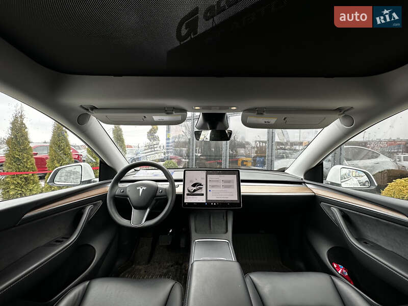 Позашляховик / Кросовер Tesla Model Y 2024 в Львові
