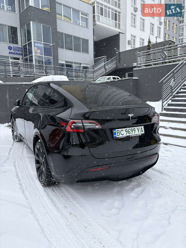 Позашляховик / Кросовер Tesla Model Y 2020 в Львові