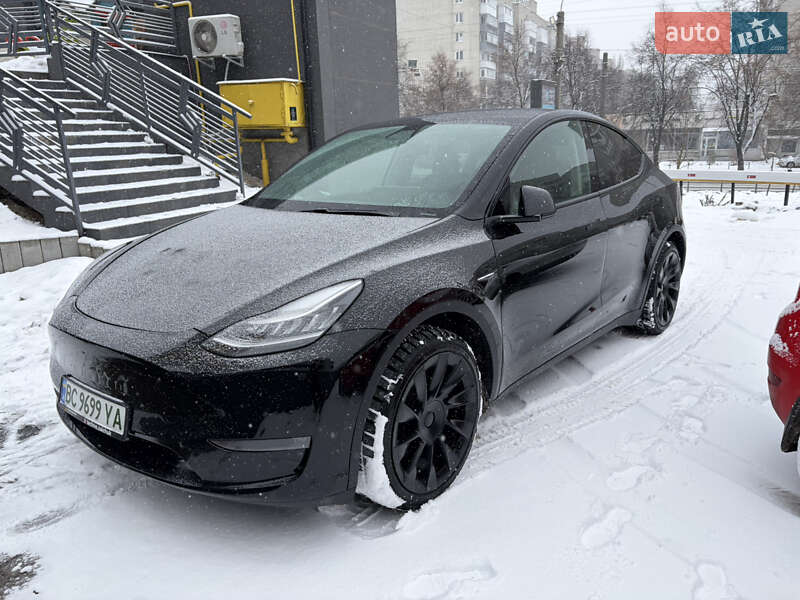 Позашляховик / Кросовер Tesla Model Y 2020 в Львові