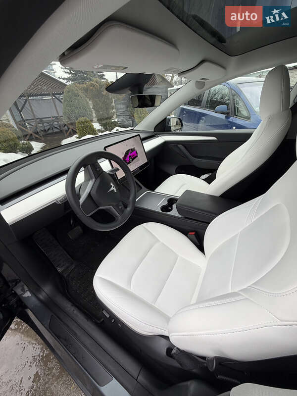 Позашляховик / Кросовер Tesla Model Y 2023 в Львові
