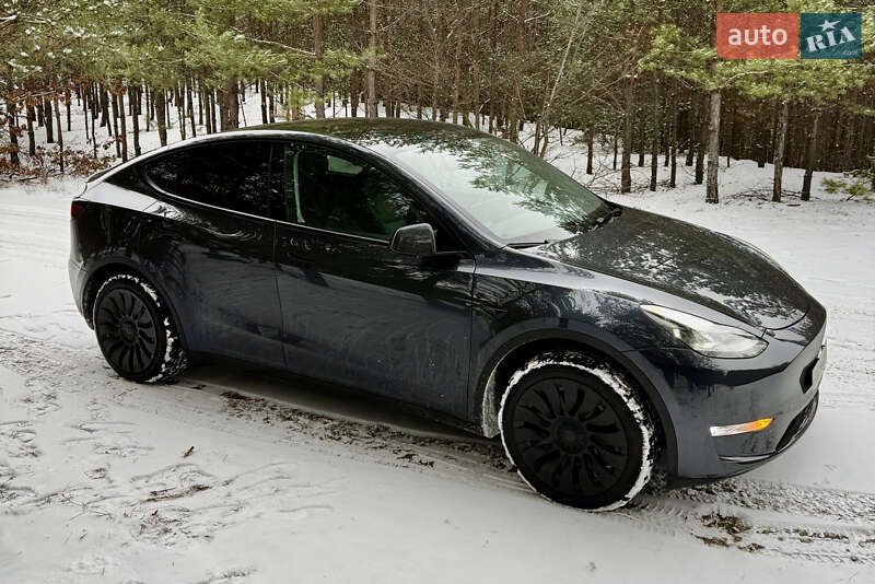 Позашляховик / Кросовер Tesla Model Y 2024 в Броварах фото 6 Позашляховик / Кросовер Tesla Model Y 2024 в Броварах