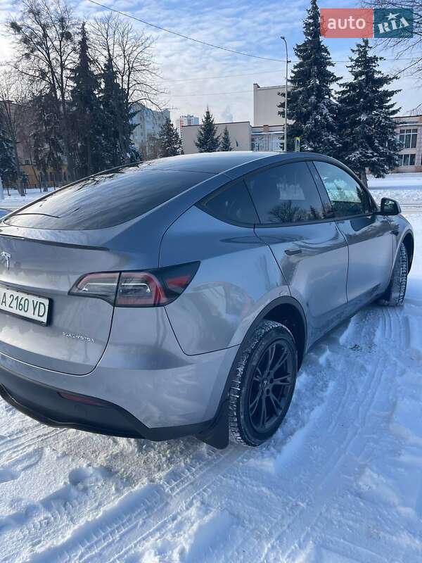Внедорожник / Кроссовер Tesla Model Y 2024 в Киеве фото 5 Внедорожник / Кроссовер Tesla Model Y 2024 в Киеве