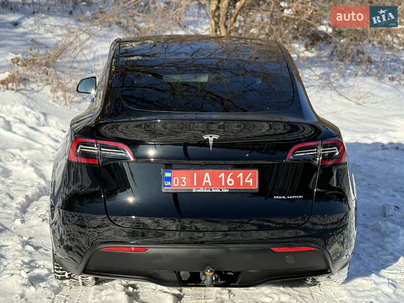 Позашляховик / Кросовер Tesla Model Y 2023 в Києві фото 19 Позашляховик / Кросовер Tesla Model Y 2023 в Києві