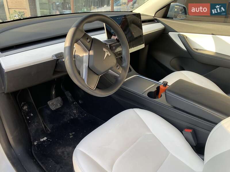 Внедорожник / Кроссовер Tesla Model Y 2021 в Белой Церкви