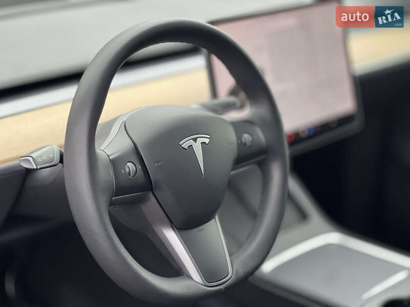 Позашляховик / Кросовер Tesla Model Y 2021 в Миколаєві фото 7 Позашляховик / Кросовер Tesla Model Y 2021 в Миколаєві