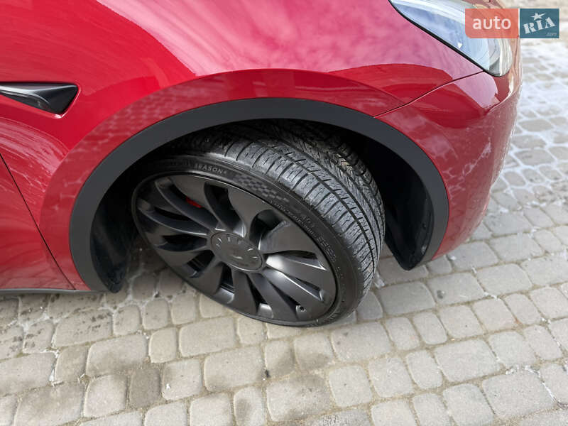 Позашляховик / Кросовер Tesla Model Y 2023 в Львові фото 7 Позашляховик / Кросовер Tesla Model Y 2023 в Львові