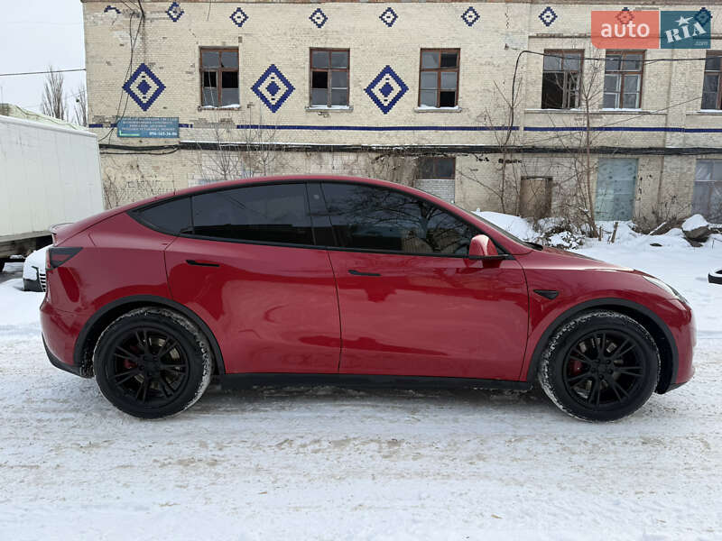 Позашляховик / Кросовер Tesla Model Y 2021 в Києві фото 4 Позашляховик / Кросовер Tesla Model Y 2021 в Києві