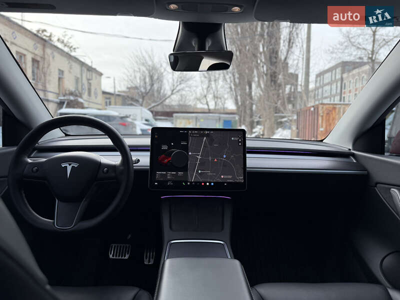 Позашляховик / Кросовер Tesla Model Y 2021 в Києві фото 16 Позашляховик / Кросовер Tesla Model Y 2021 в Києві