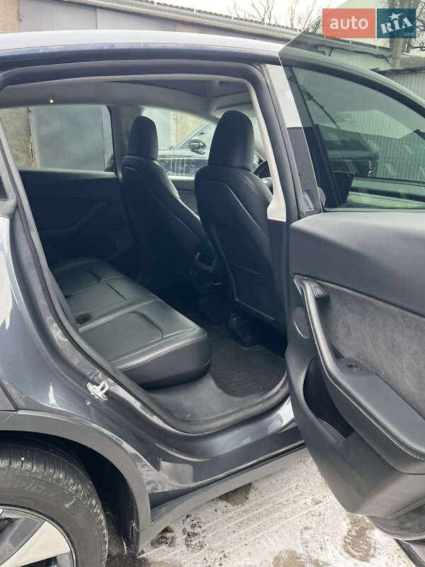 Позашляховик / Кросовер Tesla Model Y 2022 в Могилів-Подільському фото 18 Позашляховик / Кросовер Tesla Model Y 2022 в Могилів-Подільському