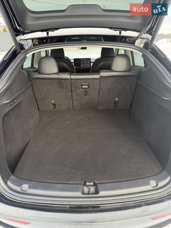 Позашляховик / Кросовер Tesla Model Y 2023 в Києві фото 3 Позашляховик / Кросовер Tesla Model Y 2023 в Києві