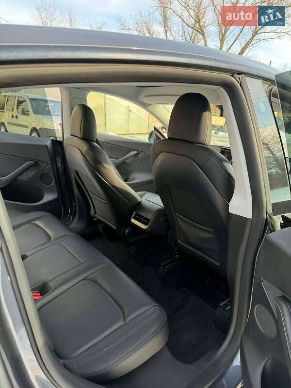 Позашляховик / Кросовер Tesla Model Y 2021 в Борщеві