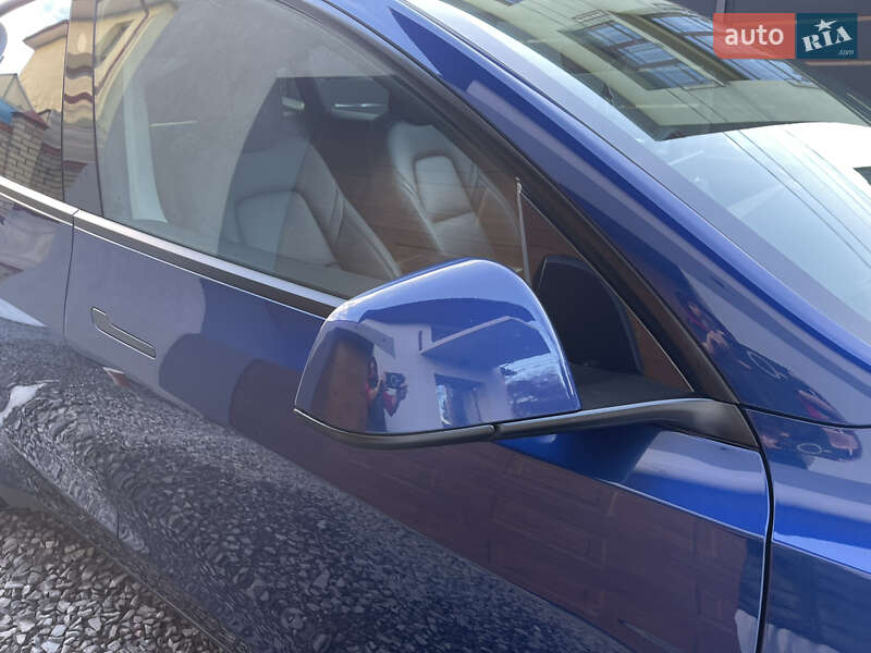 Позашляховик / Кросовер Tesla Model Y 2023 в Львові фото 7 Позашляховик / Кросовер Tesla Model Y 2023 в Львові