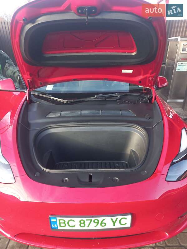 Внедорожник / Кроссовер Tesla Model Y 2022 в Яворове
