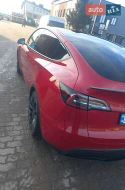 Внедорожник / Кроссовер Tesla Model Y 2022 в Яворове
