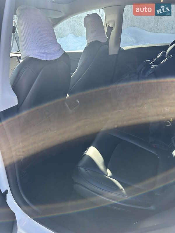 Внедорожник / Кроссовер Tesla Model Y 2021 в Ровно фото 12 Внедорожник / Кроссовер Tesla Model Y 2021 в Ровно