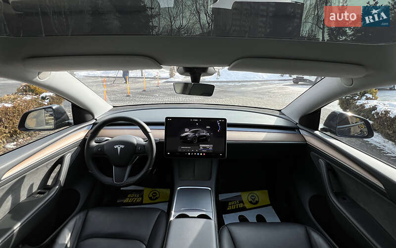 Позашляховик / Кросовер Tesla Model Y 2024 в Львові