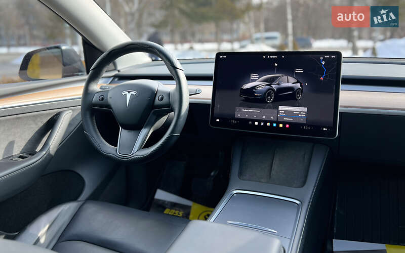 Позашляховик / Кросовер Tesla Model Y 2024 в Львові