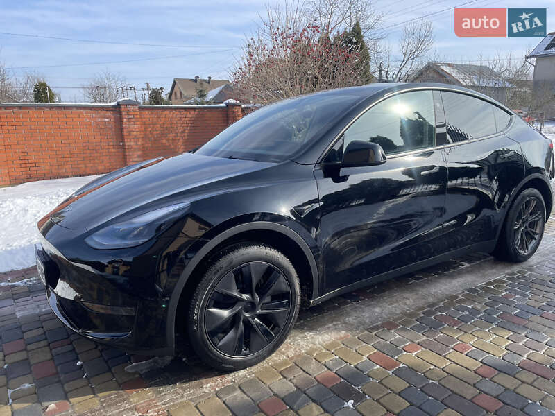 Позашляховик / Кросовер Tesla Model Y 2024 в Івано-Франківську фото 9 Позашляховик / Кросовер Tesla Model Y 2024 в Івано-Франківську