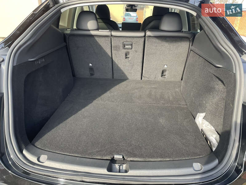 Позашляховик / Кросовер Tesla Model Y 2024 в Івано-Франківську фото 16 Позашляховик / Кросовер Tesla Model Y 2024 в Івано-Франківську