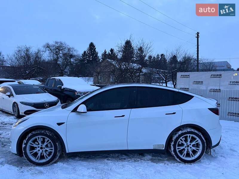 Позашляховик / Кросовер Tesla Model Y 2020 в Луцьку