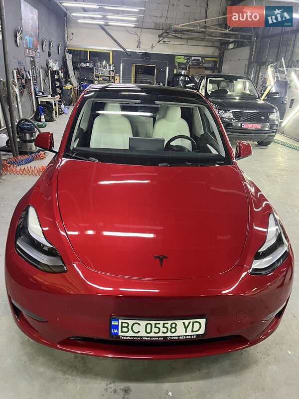 Внедорожник / Кроссовер Tesla Model Y 2023 в Львове