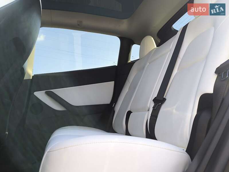 Внедорожник / Кроссовер Tesla Model Y 2022 в Киеве фото 24 Внедорожник / Кроссовер Tesla Model Y 2022 в Киеве