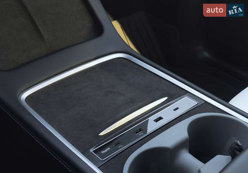 Внедорожник / Кроссовер Tesla Model Y 2022 в Киеве фото 22 Внедорожник / Кроссовер Tesla Model Y 2022 в Киеве