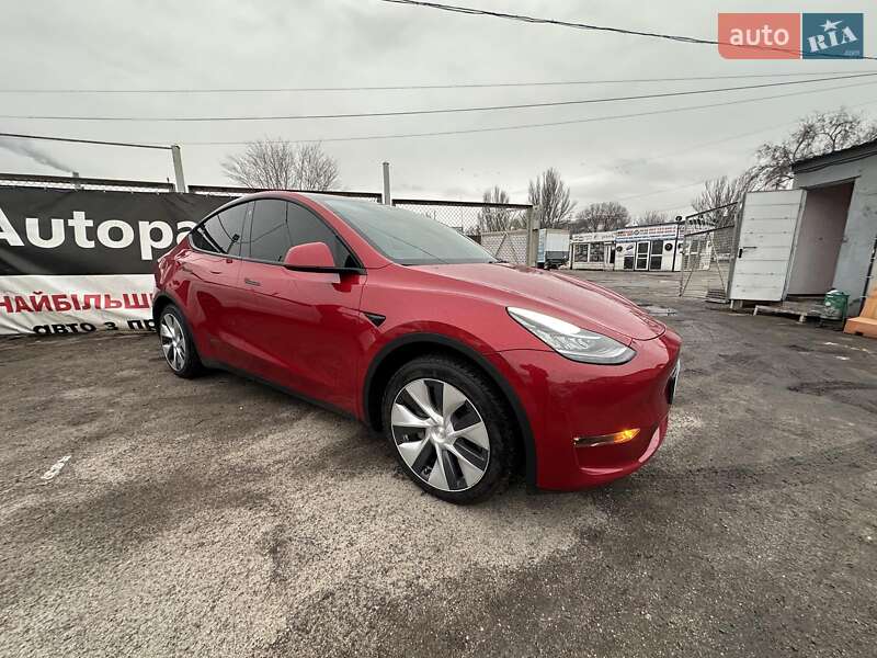 Позашляховик / Кросовер Tesla Model Y 2023 в Запоріжжі фото 9 Позашляховик / Кросовер Tesla Model Y 2023 в Запоріжжі