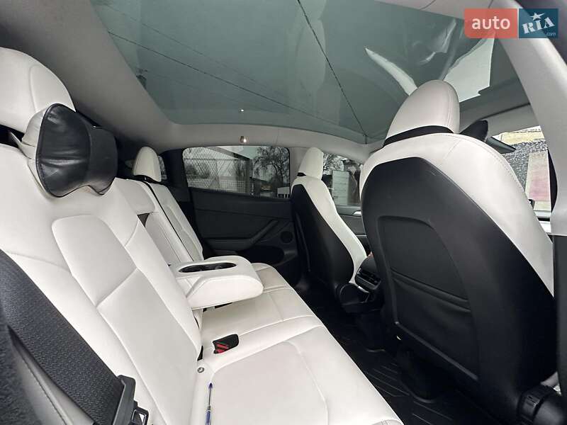 Позашляховик / Кросовер Tesla Model Y 2023 в Запоріжжі фото 20 Позашляховик / Кросовер Tesla Model Y 2023 в Запоріжжі