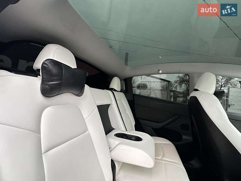 Позашляховик / Кросовер Tesla Model Y 2023 в Запоріжжі фото 21 Позашляховик / Кросовер Tesla Model Y 2023 в Запоріжжі