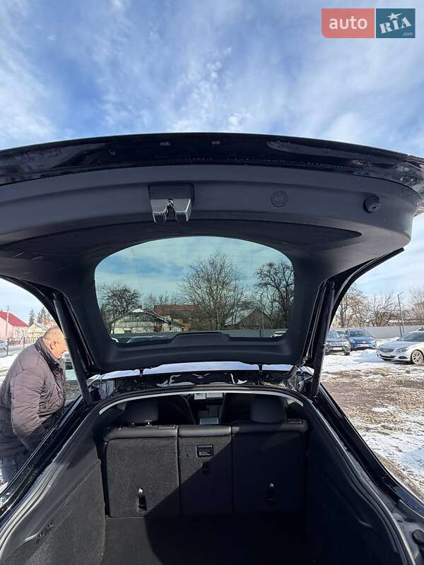 Позашляховик / Кросовер Tesla Model Y 2023 в Самборі