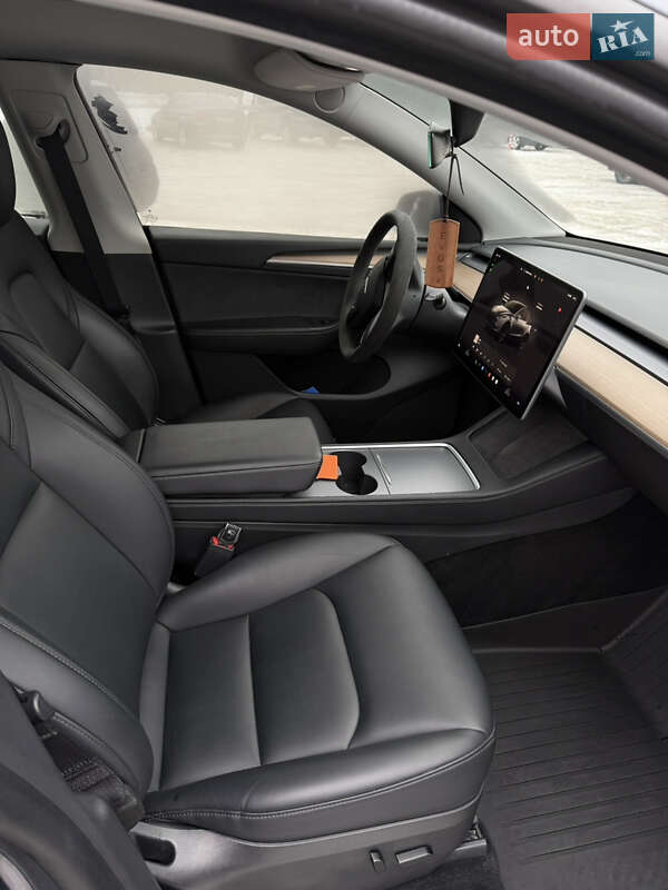 Позашляховик / Кросовер Tesla Model Y 2022 в Харкові