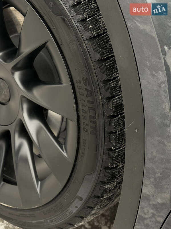 Позашляховик / Кросовер Tesla Model Y 2022 в Харкові