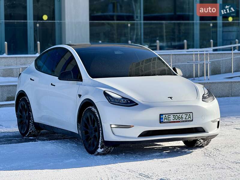 Внедорожник / Кроссовер Tesla Model Y 2021 в Днепре фото 4 Внедорожник / Кроссовер Tesla Model Y 2021 в Днепре