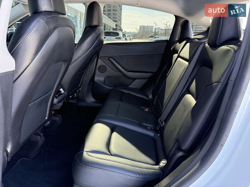 Внедорожник / Кроссовер Tesla Model Y 2021 в Днепре фото 13 Внедорожник / Кроссовер Tesla Model Y 2021 в Днепре