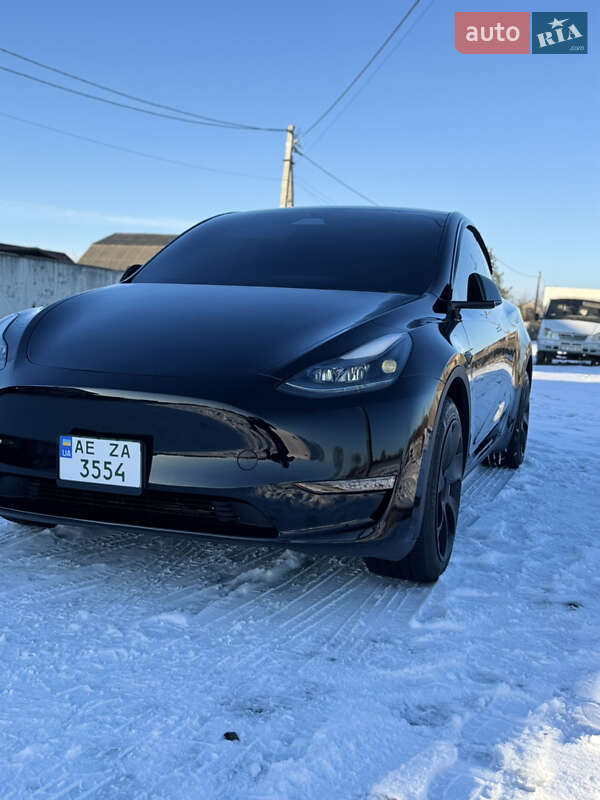Позашляховик / Кросовер Tesla Model Y 2024 в Дніпрі