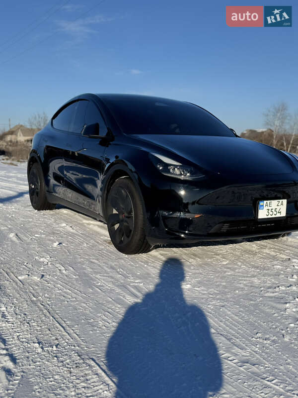 Позашляховик / Кросовер Tesla Model Y 2024 в Дніпрі