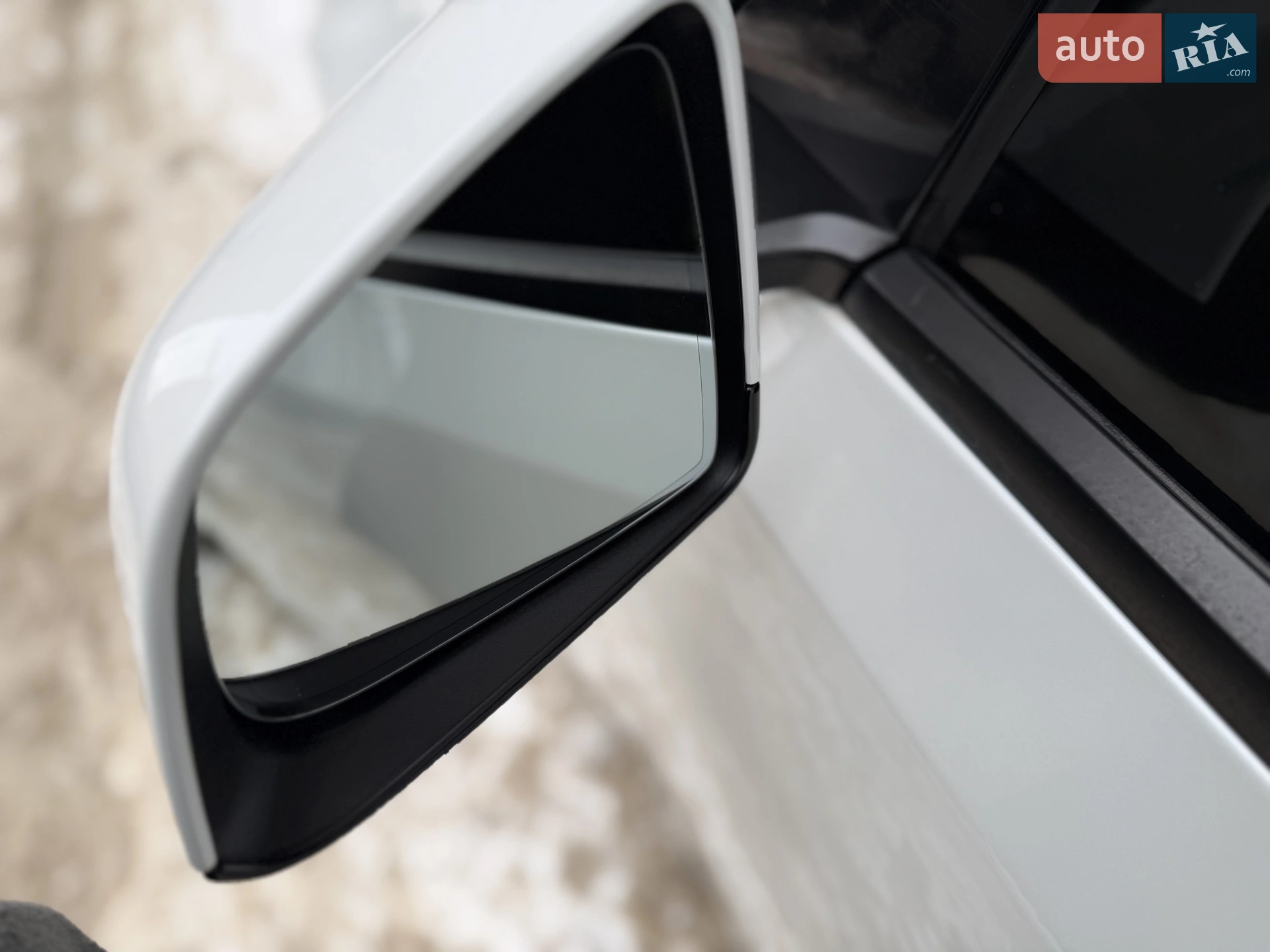 2024 Tesla Model Y - мініатюра 13