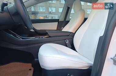 Позашляховик / Кросовер Tesla Model Y 2021 в Запоріжжі